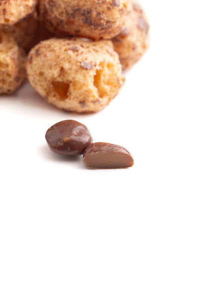 Freeze-dried Milk Dudes - Milk Duds®